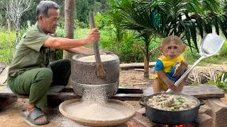 Thumbnail: Grandpa Forest grinds flour the traditional way to make tasty meal for Buem | Food tour