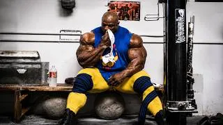Thumbnail: RONNIE COLEMAN: THE MONSTER WHO SHOCKED BODYBUILDING—HIS UNBELIEVABLE SIZE DEFIED HUMAN LIMITS!