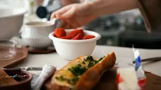 Thumbnail: 心地いいモーニングコーヒーと朝食の記録、小さな幸せ時間。