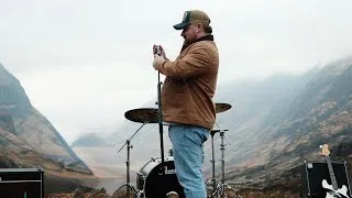Thumbnail: Cammy Barnes - Highland Runaway - Official Video 