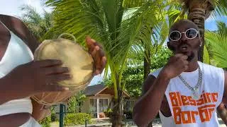Thumbnail: Blessing BorBor Visualizer