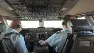 Thumbnail: BOEING 747 LAND.  2 Captains.  Why he was upset in 01:43? 
