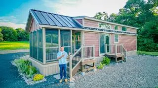 Thumbnail: Dentro de una Mini Casa de 400 Pies Cuadrados con 2 Habitaciones