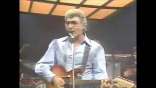 Thumbnail: Carl Perkins w/ Dave Edmunds - Put Your Cat Clothes On - 9/9/1985 - Capitol Theatre (Official)
