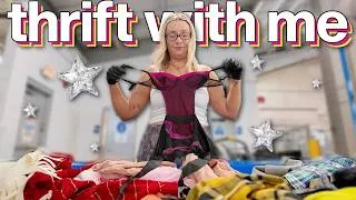 Thumbnail: thrift with me at the goodwill bins for clothing by the POUND! (under $3 thrift haul!!!)