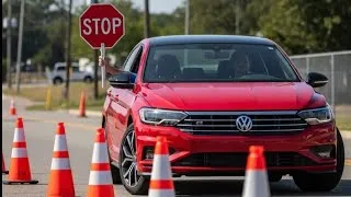 Thumbnail: S1 E4: Too Much Traffic! / Construction | Full Episode  | Cars