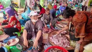 Thumbnail: Hidden Gems CAMBODIAN Street Food Tour 2026 🇰🇭 Ultimate Walking Around Phnom Penh Market 