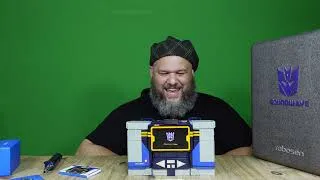 Thumbnail: Soundwave Auto Converting Robot and BoomBox By Robosen | Transformers | Hasbro
