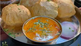 Thumbnail: Mathe Vaale Aloo Ki Sabji Aur Garam Garam Puri | Aloo Ki Sabji | Sabji Recipe | Dinner Ideas