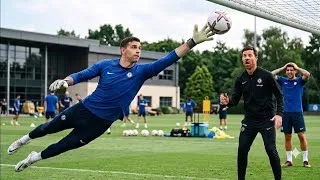 Thumbnail: 🔥 DIBU MARTÍNEZ STUNS AT CHELSEA TRAINING! 🧤🔵 XABI ALONSO READY FOR HUGE ARSENAL CLASH! 😱