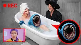 Thumbnail: Rumi Spying on KPOP Demon Hunters!