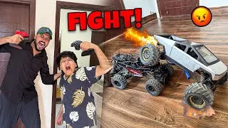 Thumbnail: CYBER TRUCK VS 6 WHEELER RC TRUCK FIGHT 😳 || ALI NY ANAS BHAI KO HARA DEYA 😳
