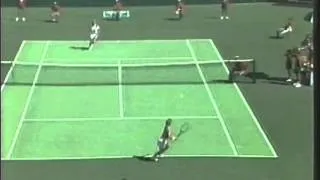 Thumbnail: 1988 Sanctuary Cove EXO- Navratilova vs Evert (Oz Open Warmup)