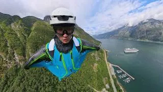 Thumbnail: Wingsuit Flight Over a Norwegian Fjord // 360 VR