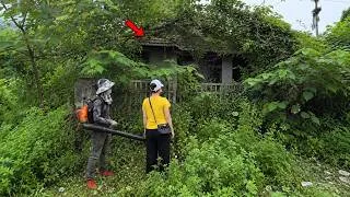 Thumbnail: A young woman paid $16,000 for an abandoned house to gift to her brother | surprise has arrived