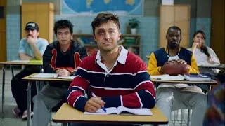 Thumbnail: high school in movies vs real life 