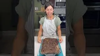 Thumbnail: This dessert is heaven! I show you how to make a one pan... #Shorts #cookingwithvofficial