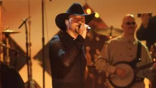 Thumbnail: Tim McGraw - "Just to See You Smile" | CMA Awards 1998