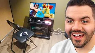 Thumbnail: Rating My Viewers AWFUL Gaming Setups!