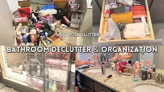 Thumbnail: EXTREME Bathroom Declutter & Organization | Cleaning Motivation | Bathroom Reset