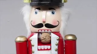 Thumbnail: Real vs. Fake Nutcrackers