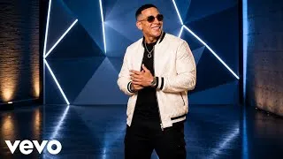 Thumbnail: Daddy Yankee – El Monolito de Bronce (Official Lyric Video 2026)