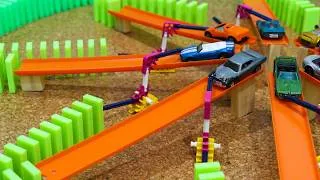 Thumbnail: Dominoes + Hot Wheels!