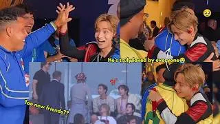 Thumbnail: TAEHYUNG HUGGING RONALDO AND RONALDINHO??? IS THIS NOT A CRAZY CROSSOVER?!!😭 He's loved by everyone🩷
