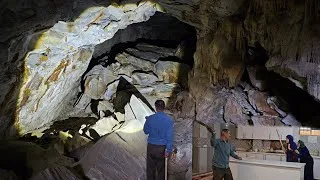 Thumbnail: The father goes to a dangerous place to look for Leila and the parents fight.