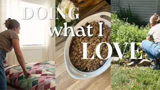 Thumbnail: It's going way to fast! Summer Day doing what homemakers love most | Momma of 4