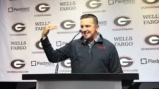 Thumbnail: Georgia coach Todd Hartley pounds the table to make sure his tight ends get more involved