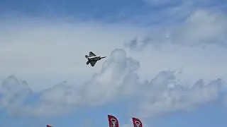 Thumbnail: F-22 Raptor (Air & Sea Show, Miami Beach, 5.25.25)