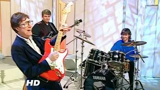 Thumbnail: Hank Marvin - The Young Ones (Pebble Mill, 04/12/1995)