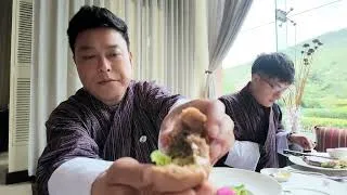Thumbnail: OMG Kyabje Garab Rinpochoe agreed to be in my Vlog. Blessed and honored to be part of “Respect Day”