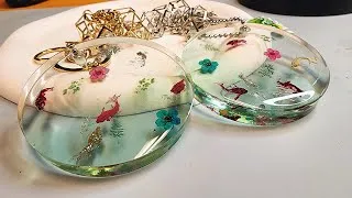 Thumbnail: Create Your Own Underwater Oasis: DIY Epoxy Resin Fish Keychains!