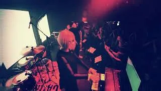 Thumbnail: Digital Digital - Intronaut (Live version)