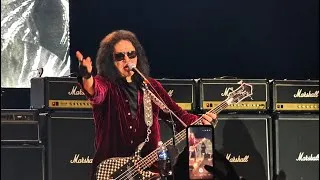 Thumbnail: Gene Simmons Performs The Kiss Song “Deuce” in Palmdale, CA on September 5, 2006