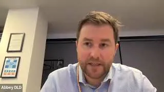 Thumbnail: Student Q&A at DLD College London