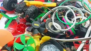 Thumbnail: Creative Science ProjectsKit Unboxing I DC Motors & Electronics Components toys car at dc mini fan 