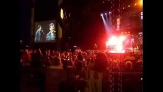 Thumbnail: Lionel Richie - "Stuck On You" (Live in Tampa)