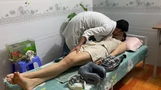 Thumbnail: Professional Leg Muscle Massage | Percussive Therapy Recovery Dr. Channie Massage