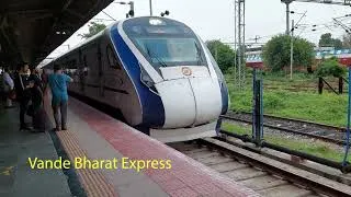 Thumbnail: Vande Bharat Express - Prayagraj To New Delhi | Driving Corner | Travel Vlog