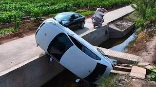 Thumbnail: If your driving skills aren't up to par, avoid traveling through Yunnan, Guizhou, and Sichuan.