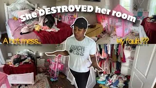 Thumbnail: EXTREME DECLUTTER + RESET + 75% CLOTHES DONATION