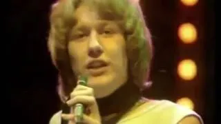 Thumbnail: Child - When you walk in the room - on Cheggers Plays Pop