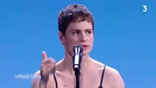 Thumbnail: Christine And The Queens - Rien Que De L'eau