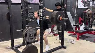 Thumbnail: Eamon Monaghan 455x3 squat pr at 19 yr old (sleeveless)