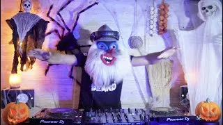 Thumbnail: HALLOWEEN 🔥 BIG ROOM TECHNO MIX 2025 ❌ FLUFFY BEARD - EDMNOMAD