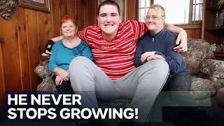 Thumbnail: 7'8″ Teenager Who Never Stops Growing: Living with Sotos Syndrome | Born Different