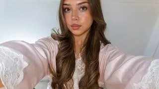 Thumbnail: HOW TO GET A BOUNCY BLOWOUT WITH THE DYSON AIRWRAP!! quick + easy | Emily Heal